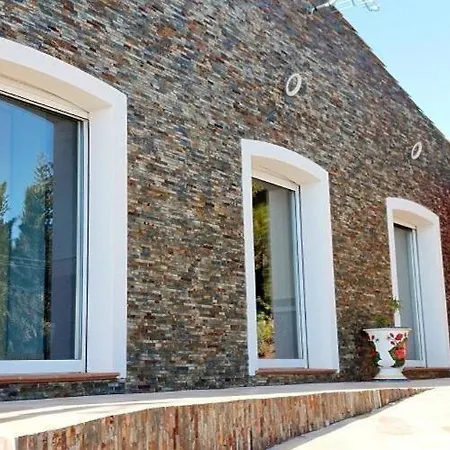 Le Coin De Paradis بيت للعطل
